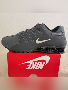 Size 11 - Nike Shox NZ Dark Grey Metallic Iron Ore 378341-059 Men’s BRAND NEW